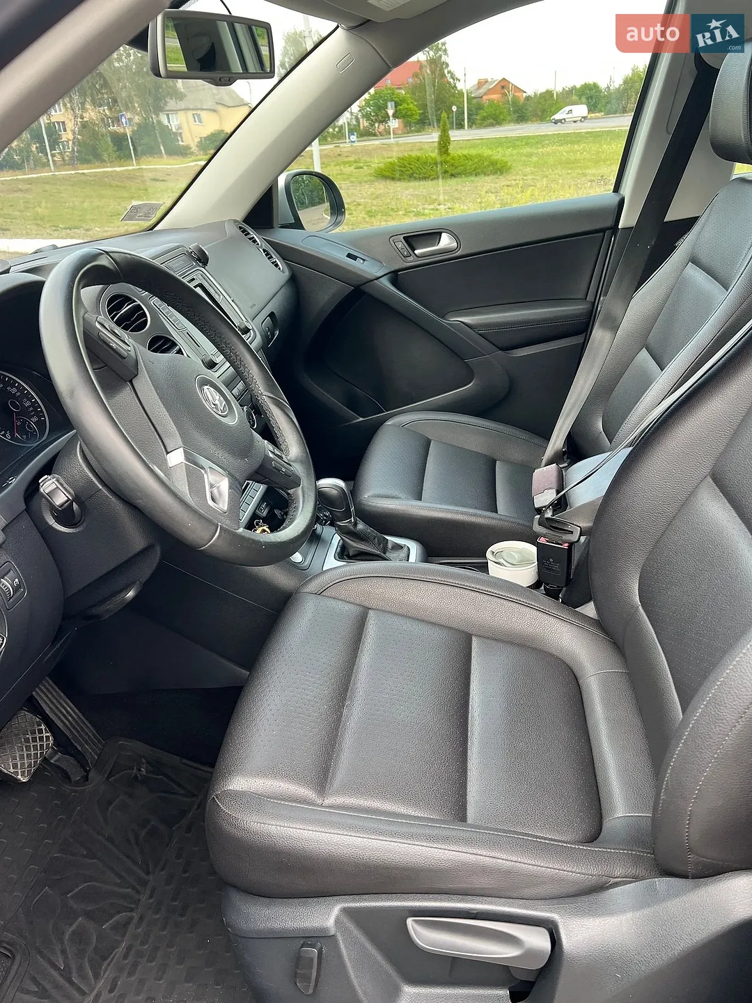 2016 Volkswagen Tiguan - мініатюра 14