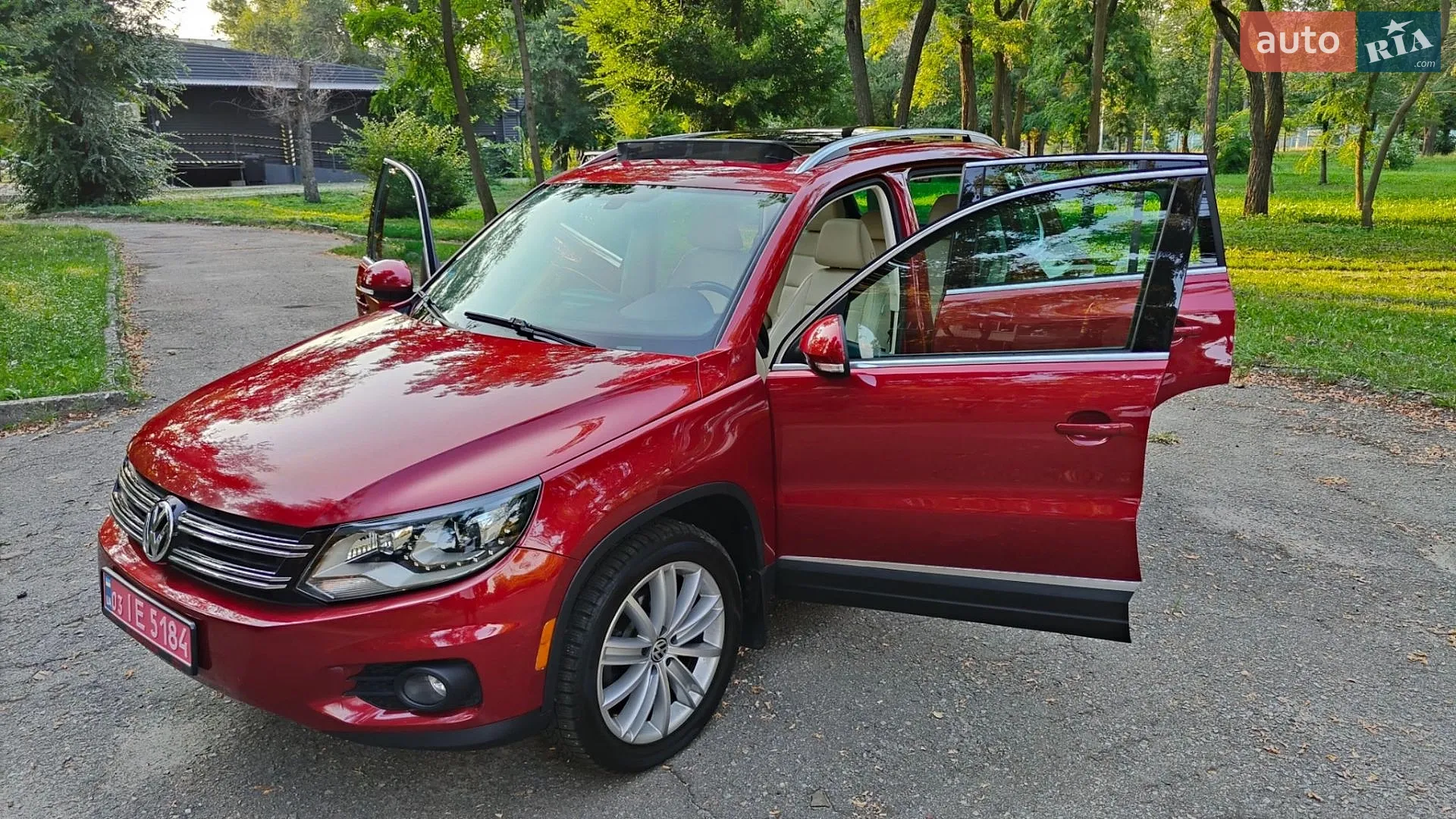 2016 Volkswagen Tiguan - мініатюра 40