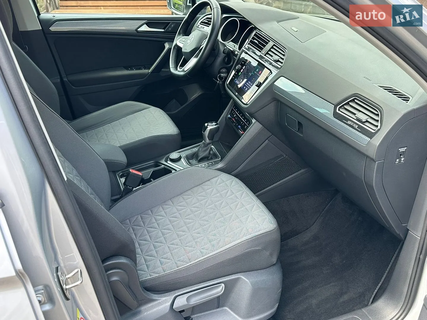 2021 Volkswagen Tiguan - мініатюра 38