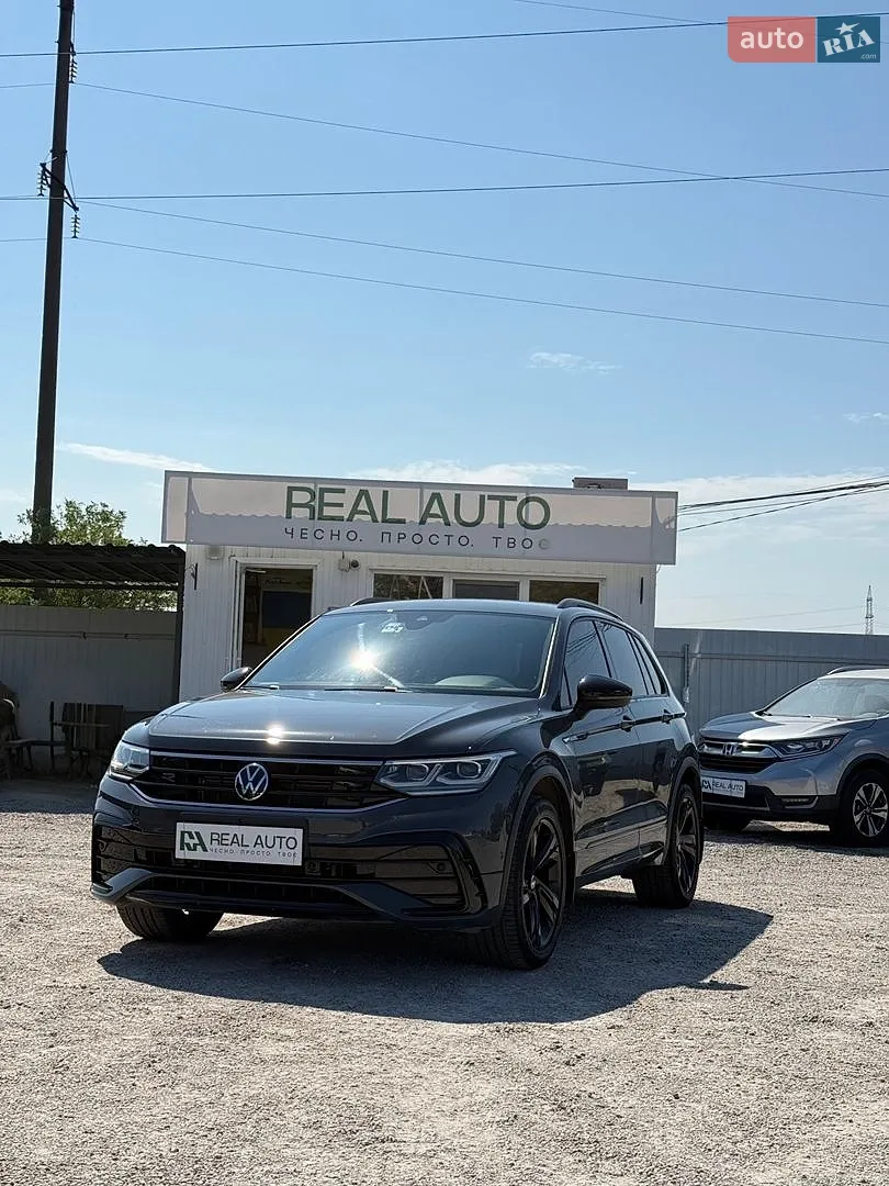 2023 Volkswagen Tiguan - фото 1
