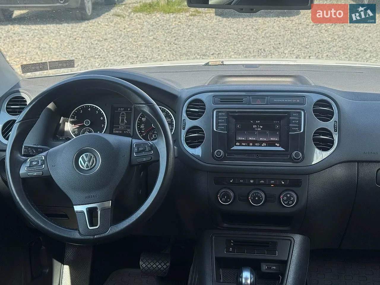 2016 Volkswagen Tiguan - мініатюра 18