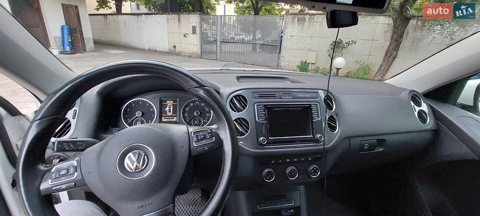 2016 Volkswagen Tiguan - мініатюра 12
