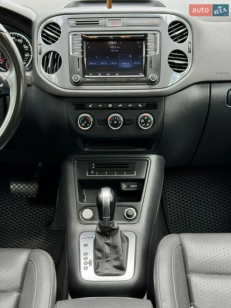 2016 Volkswagen Tiguan - мініатюра 33