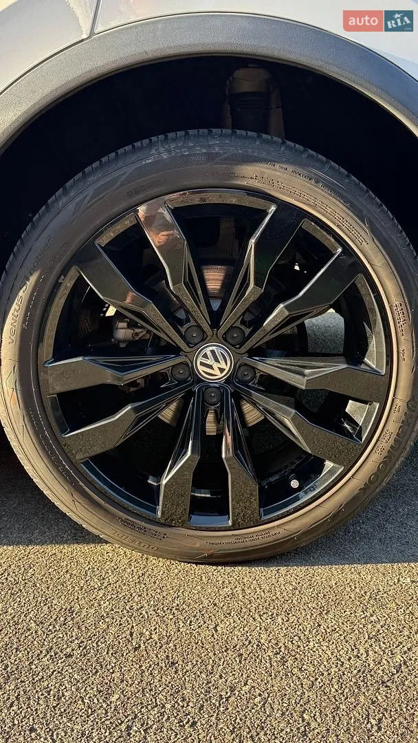 2021 Volkswagen Tiguan - мініатюра 16