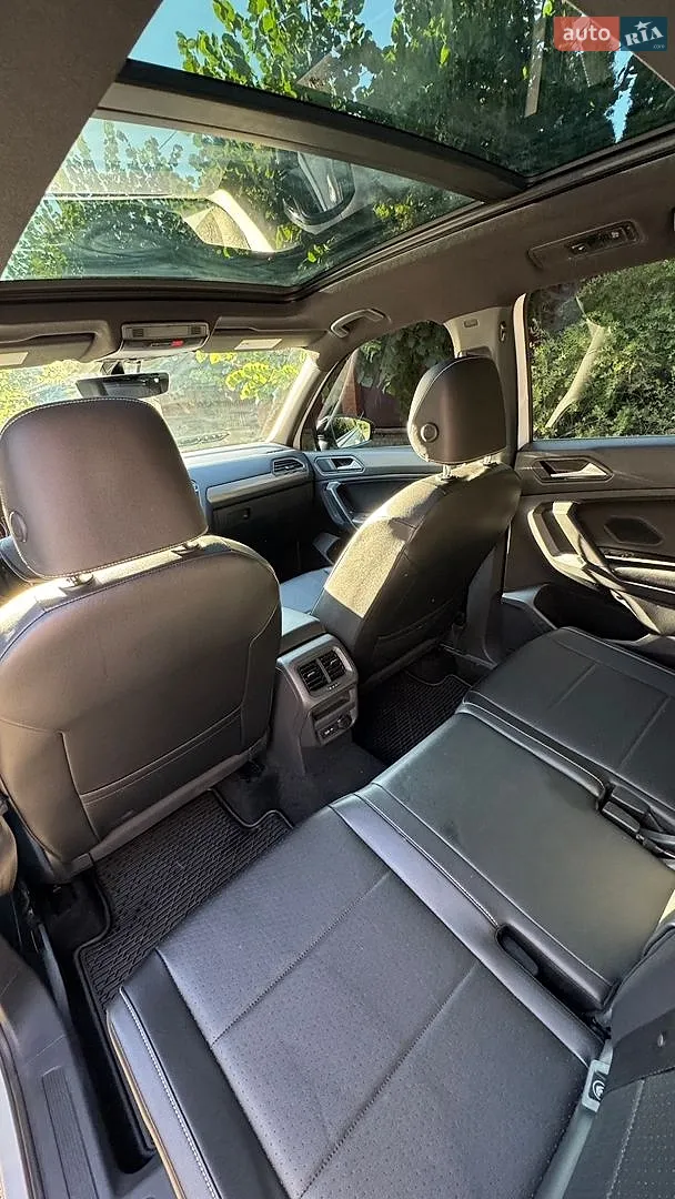 2021 Volkswagen Tiguan - мініатюра 19