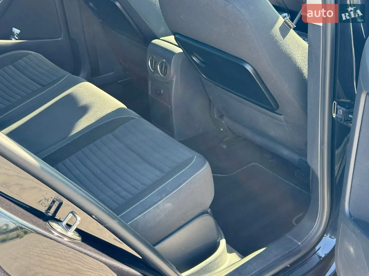 2014 Volkswagen Tiguan - мініатюра 34