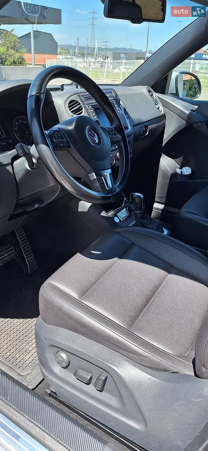 2016 Volkswagen Tiguan - мініатюра 12