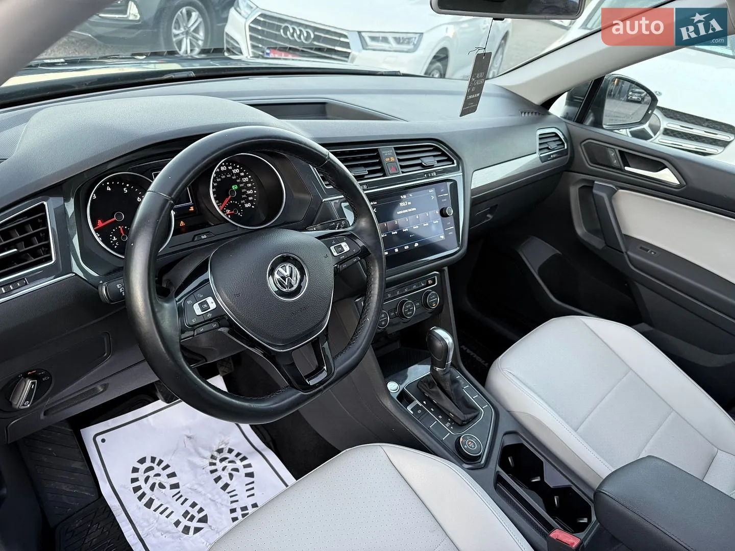2019 Volkswagen Tiguan - мініатюра 24