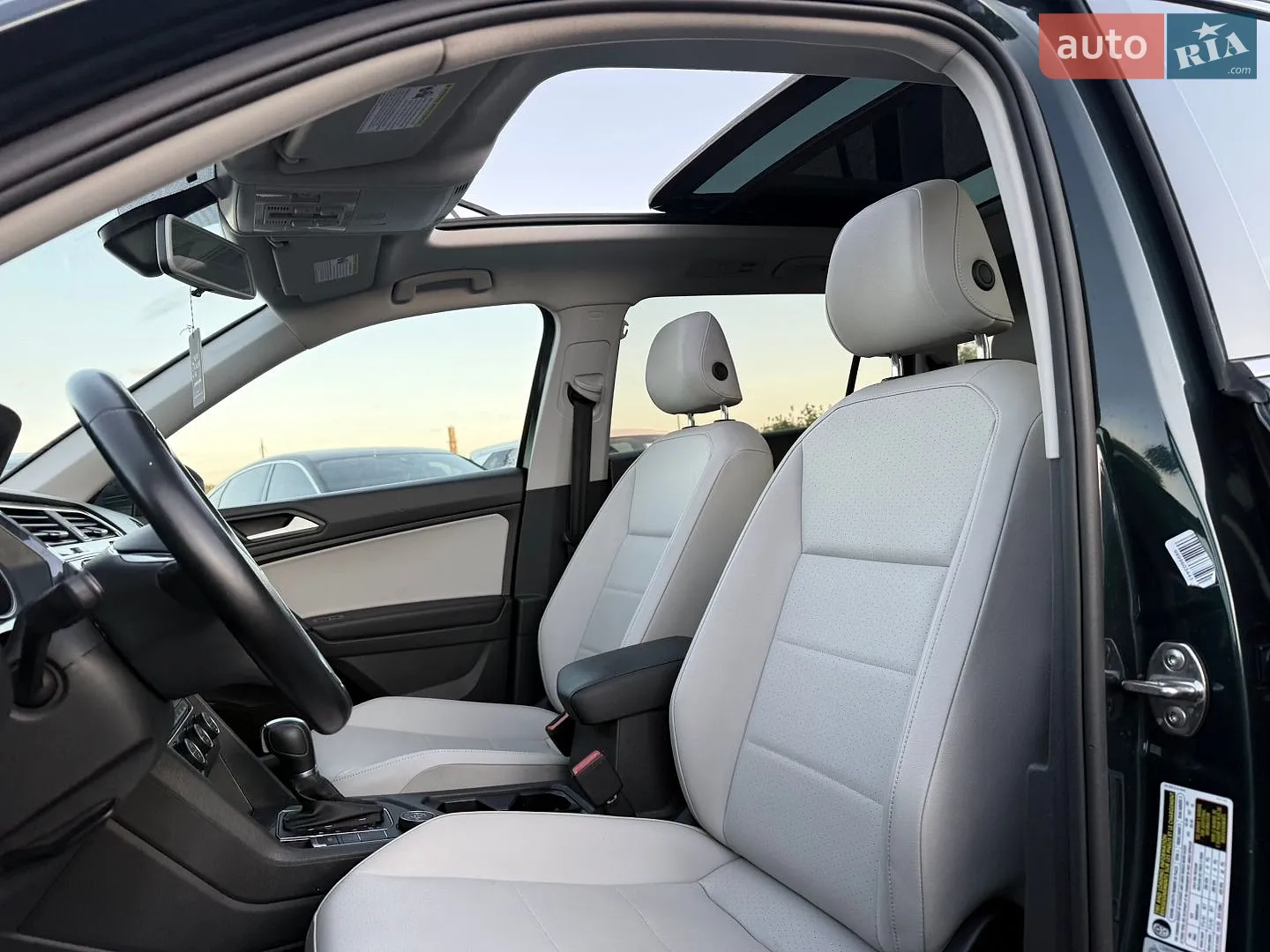 2019 Volkswagen Tiguan - мініатюра 21