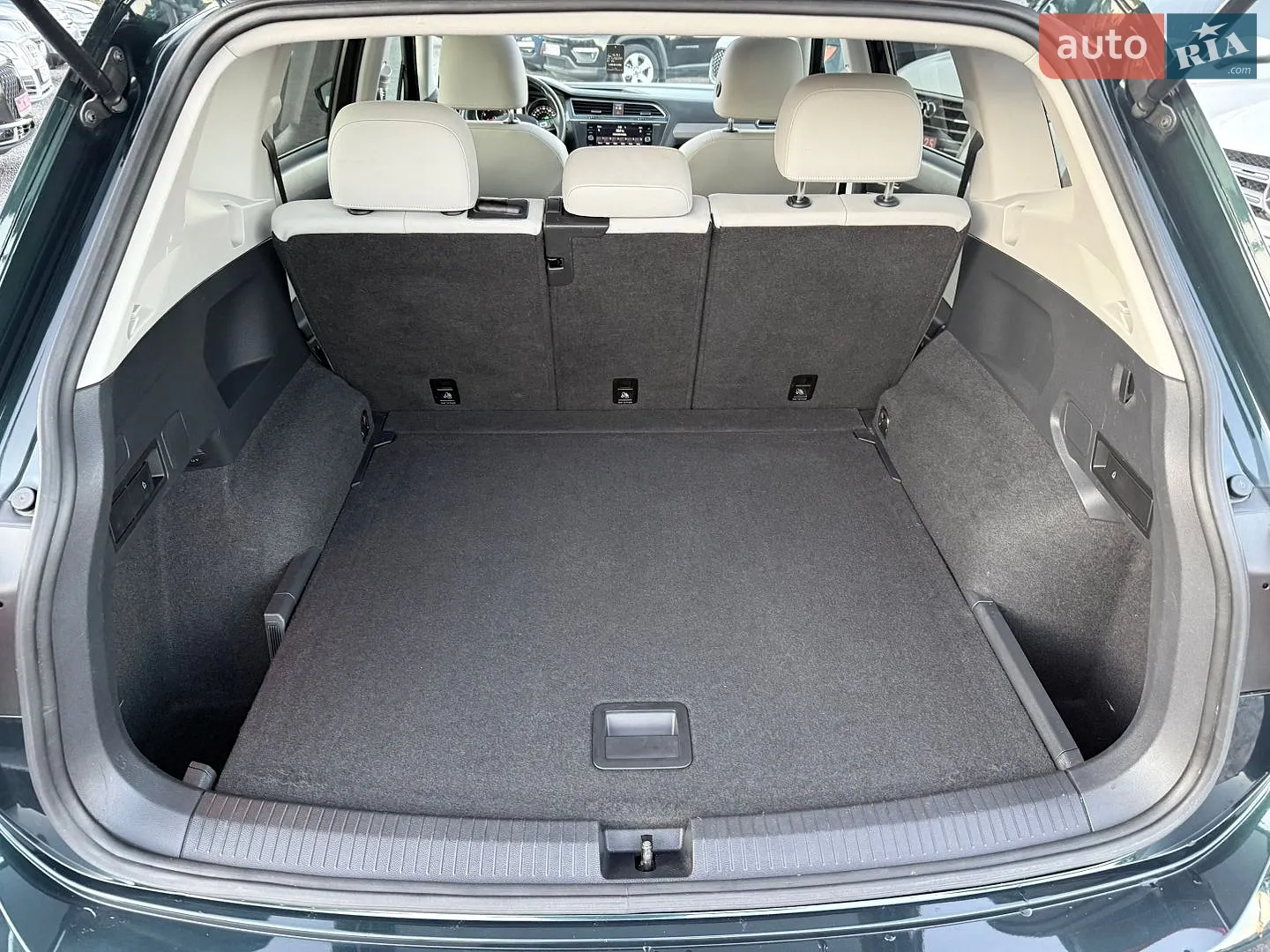 2019 Volkswagen Tiguan - мініатюра 41