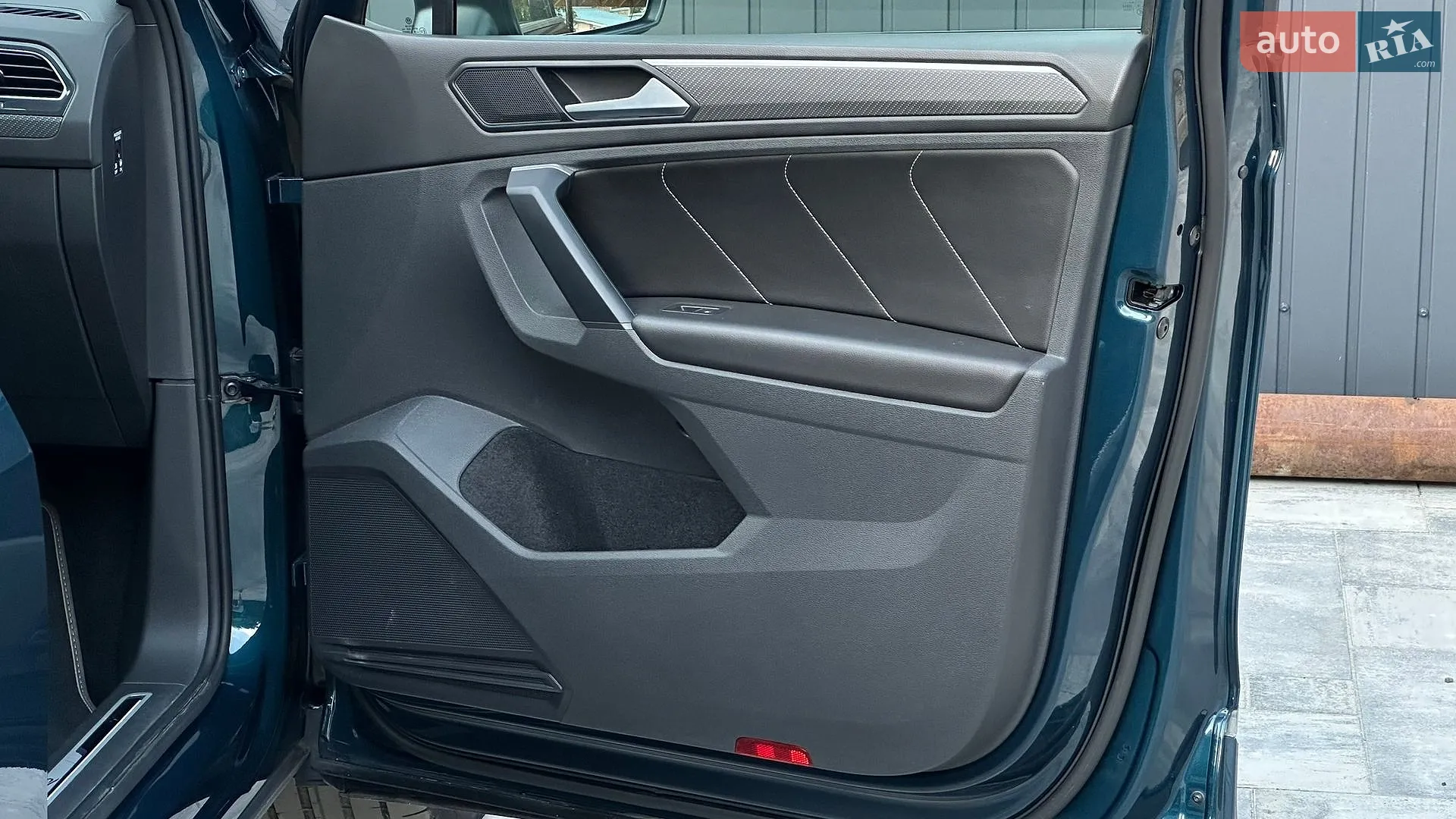 2021 Volkswagen Tiguan - мініатюра 79