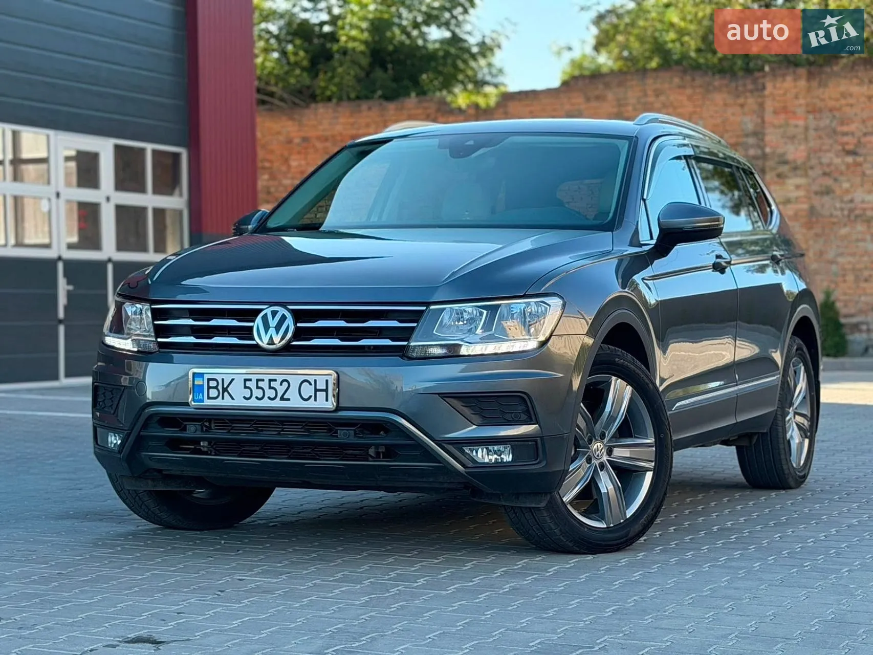 2020 Volkswagen Tiguan - фото 1