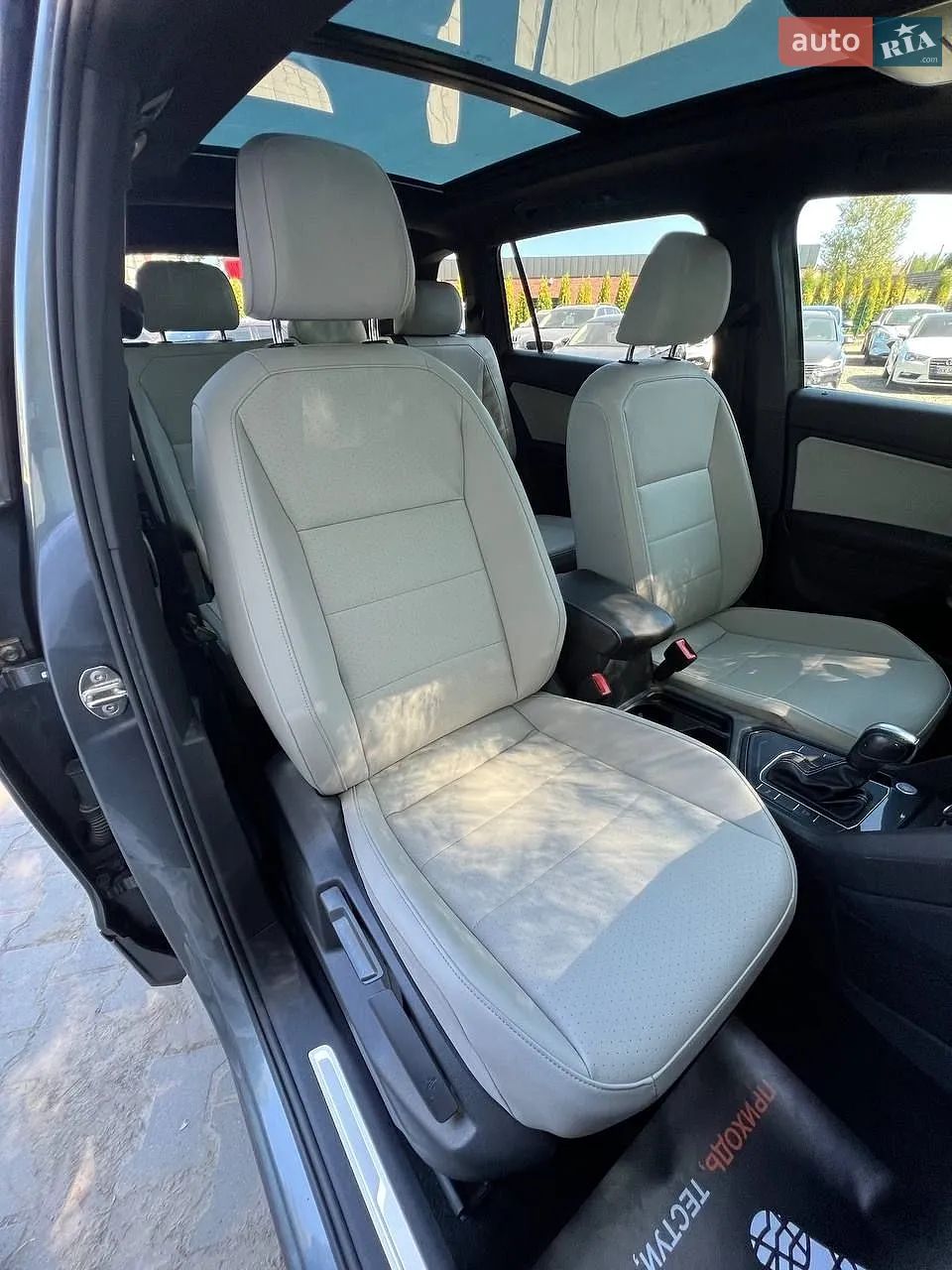 2021 Volkswagen Tiguan - мініатюра 38