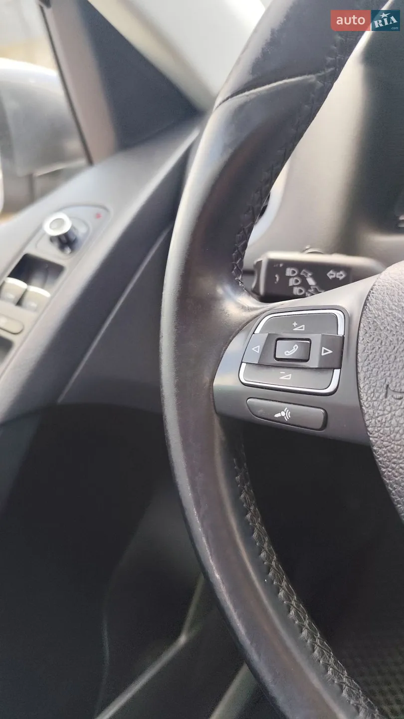 2012 Volkswagen Tiguan - мініатюра 19