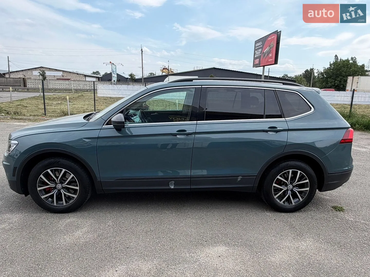 2019 Volkswagen Tiguan - мініатюра 3