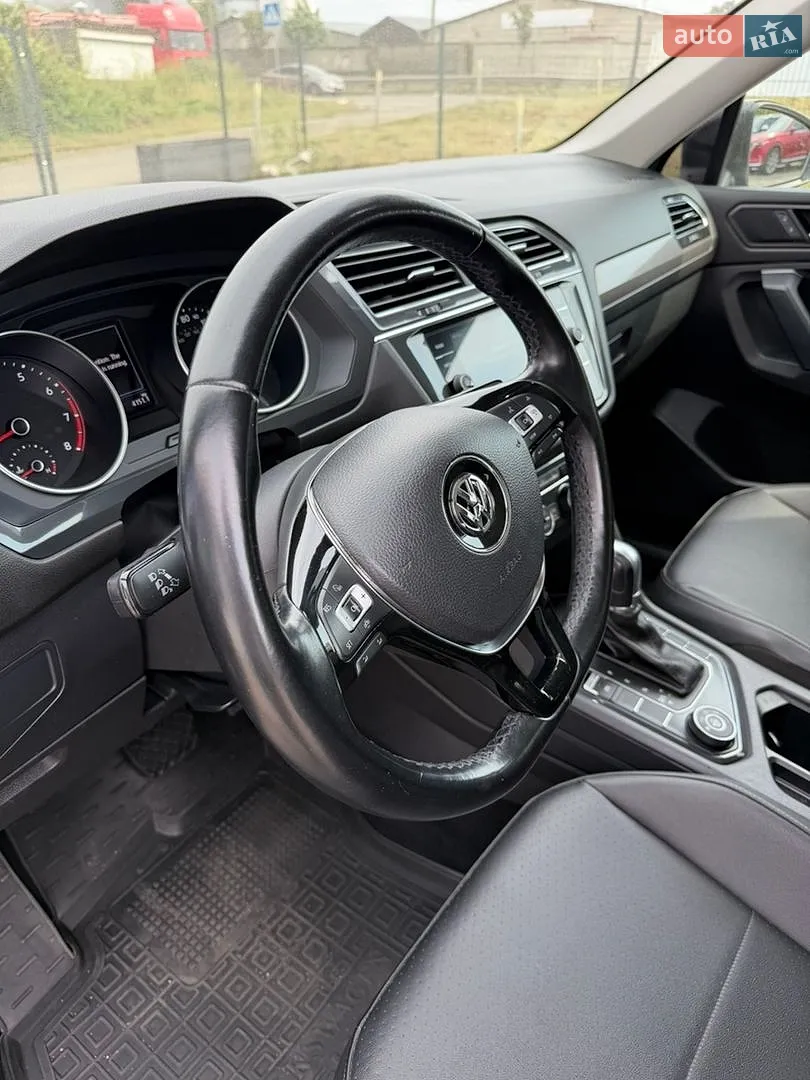 2019 Volkswagen Tiguan - мініатюра 11