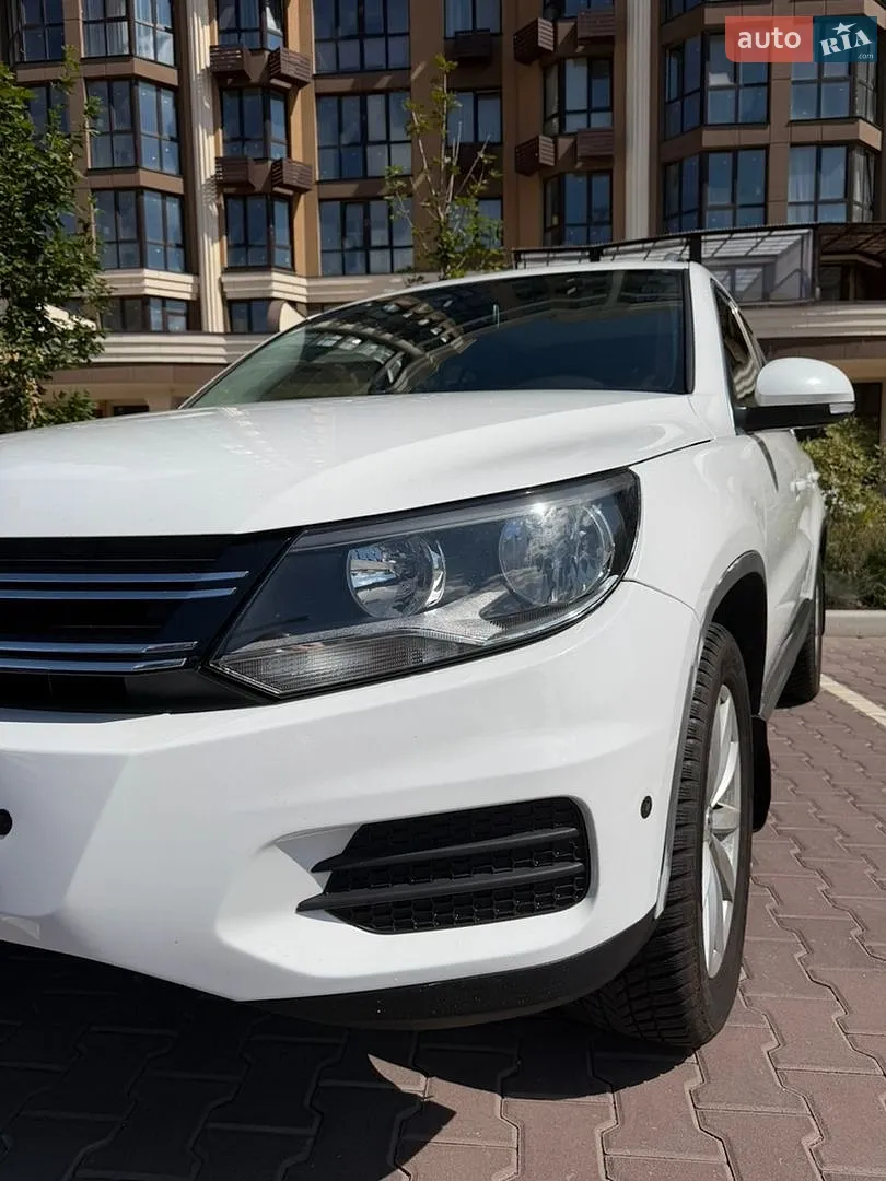 2016 Volkswagen Tiguan - мініатюра 14