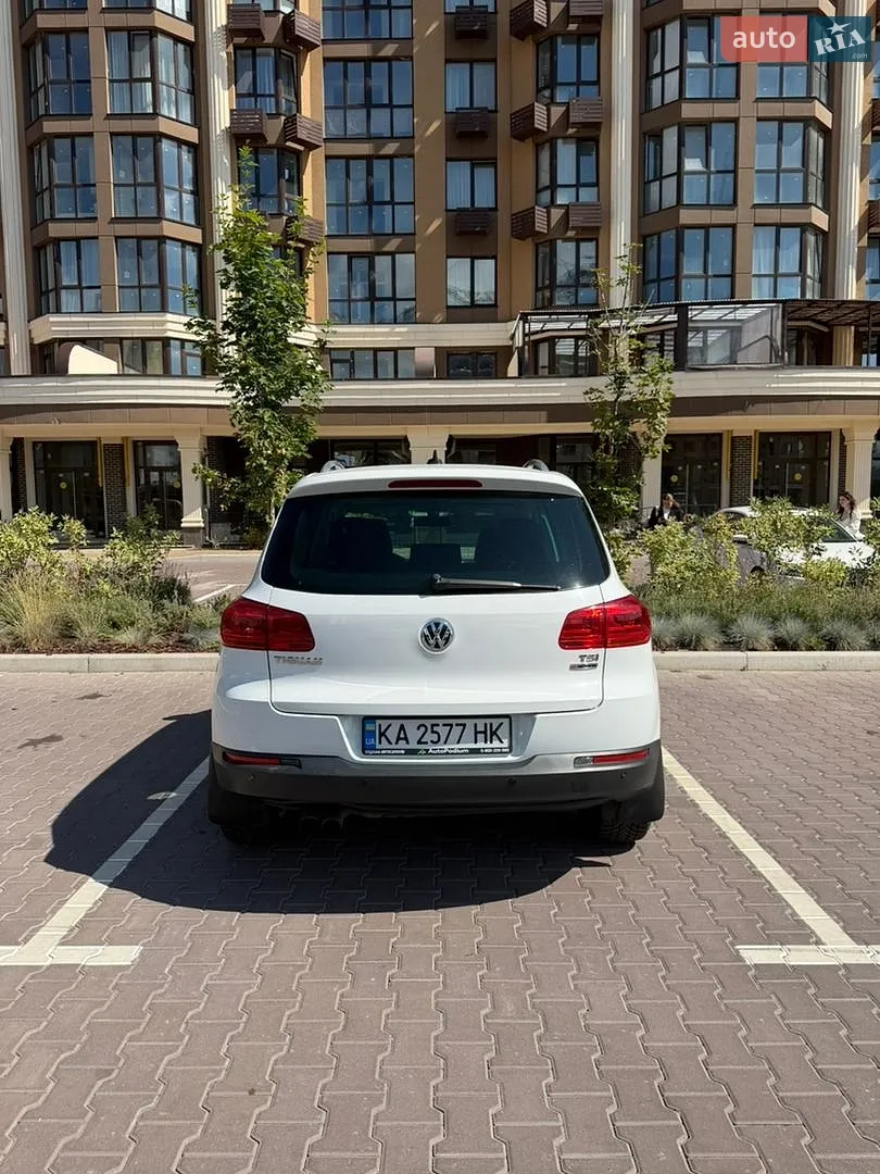 2016 Volkswagen Tiguan - мініатюра 11