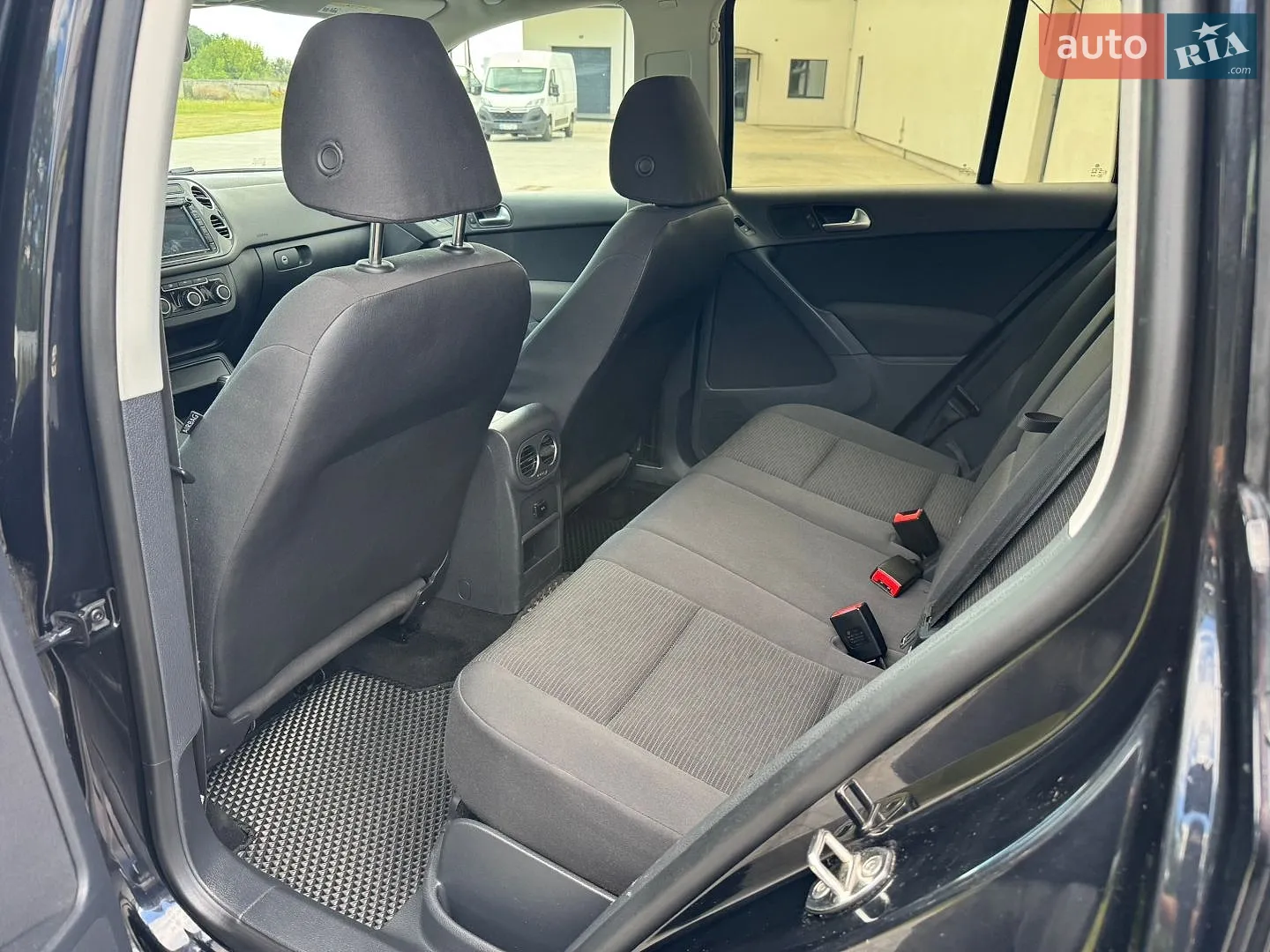 2012 Volkswagen Tiguan - мініатюра 28