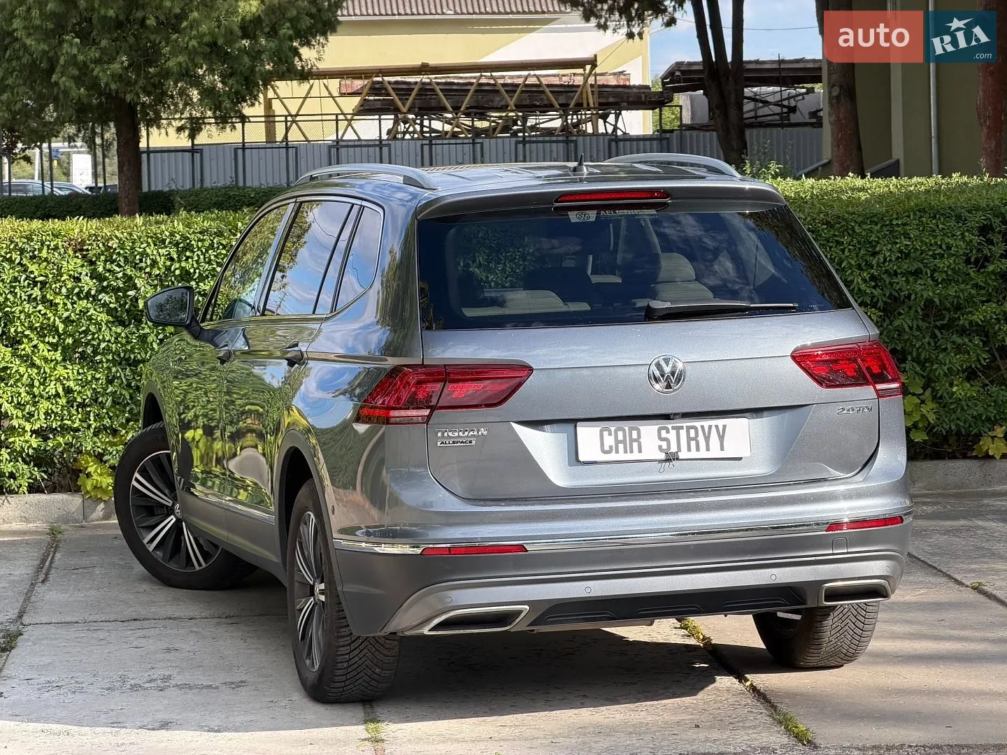 2019 Volkswagen Tiguan - мініатюра 3