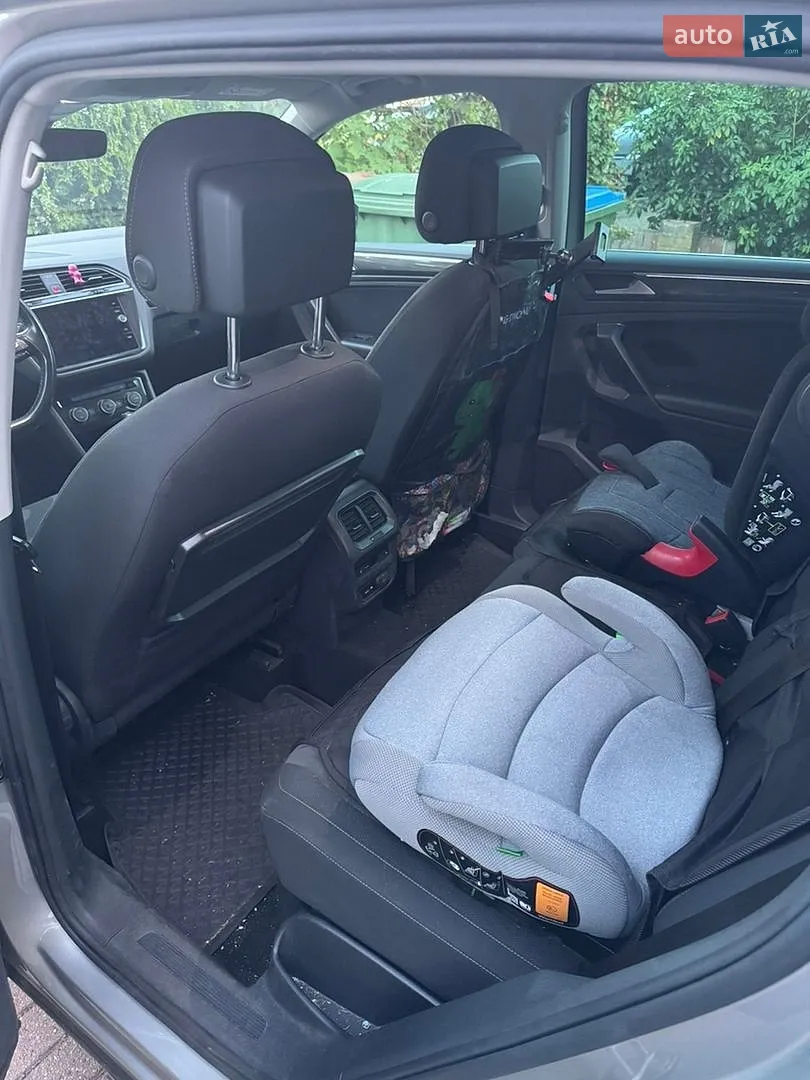 2019 Volkswagen Tiguan - мініатюра 18