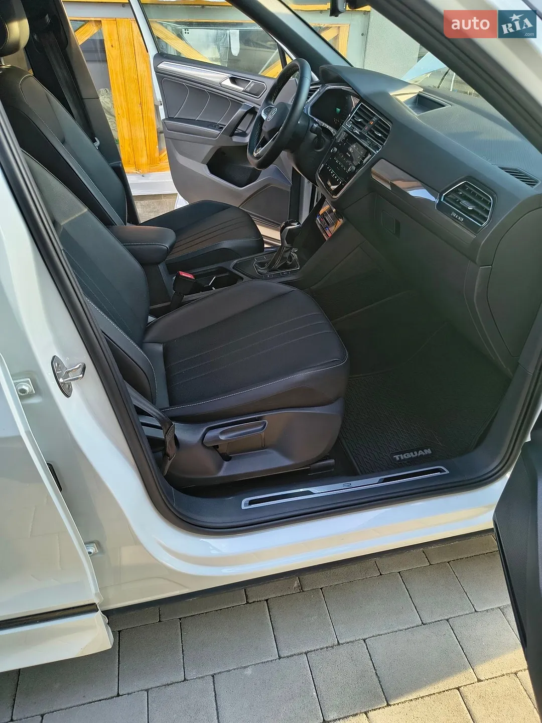 2023 Volkswagen Tiguan - мініатюра 15