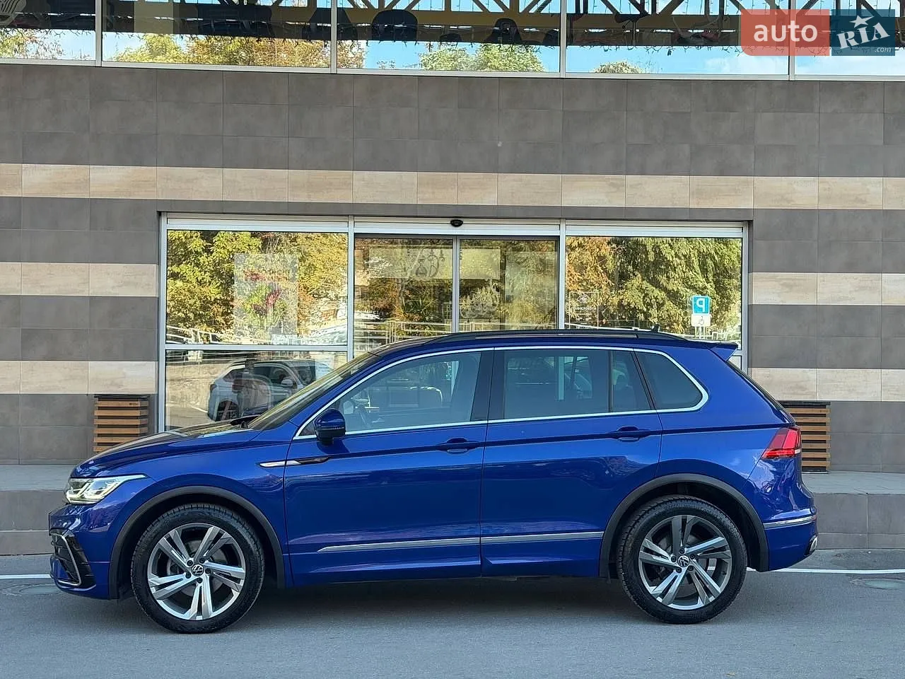 2023 Volkswagen Tiguan - мініатюра 8