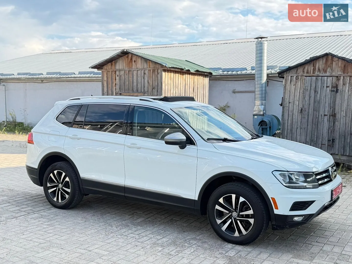 2021 Volkswagen Tiguan - мініатюра 14