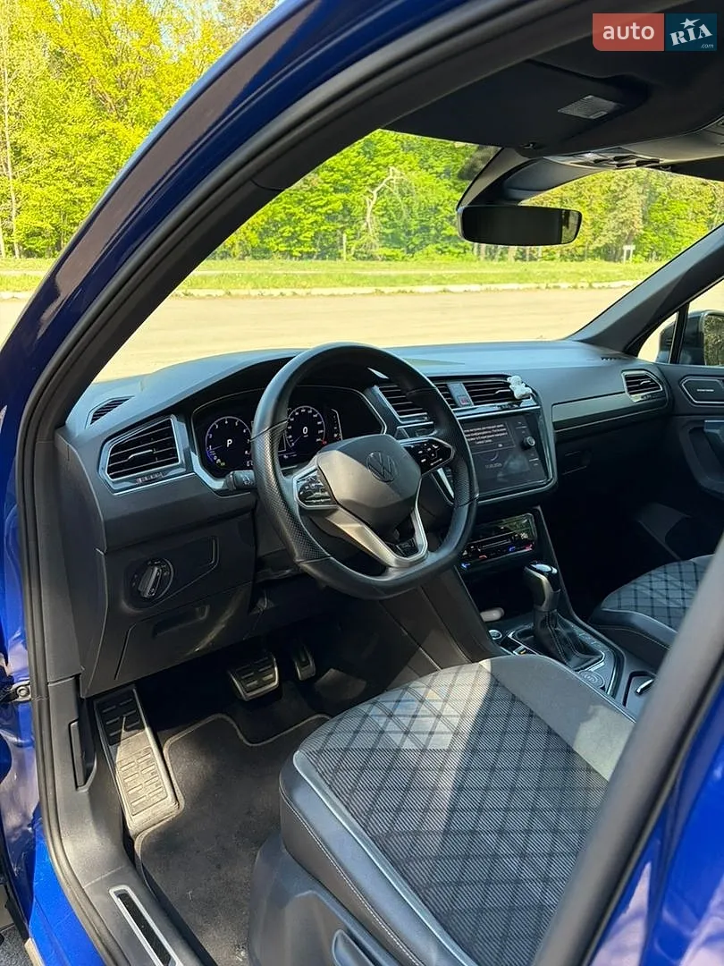 2021 Volkswagen Tiguan - мініатюра 32