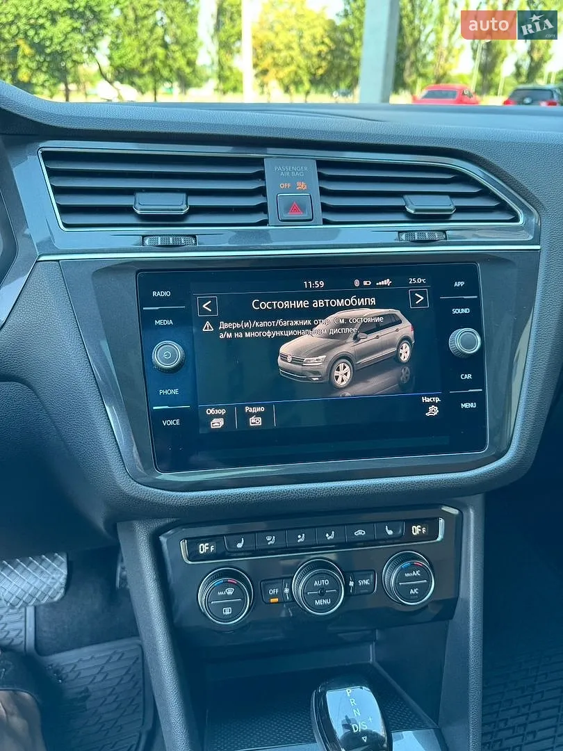 2017 Volkswagen Tiguan - мініатюра 5