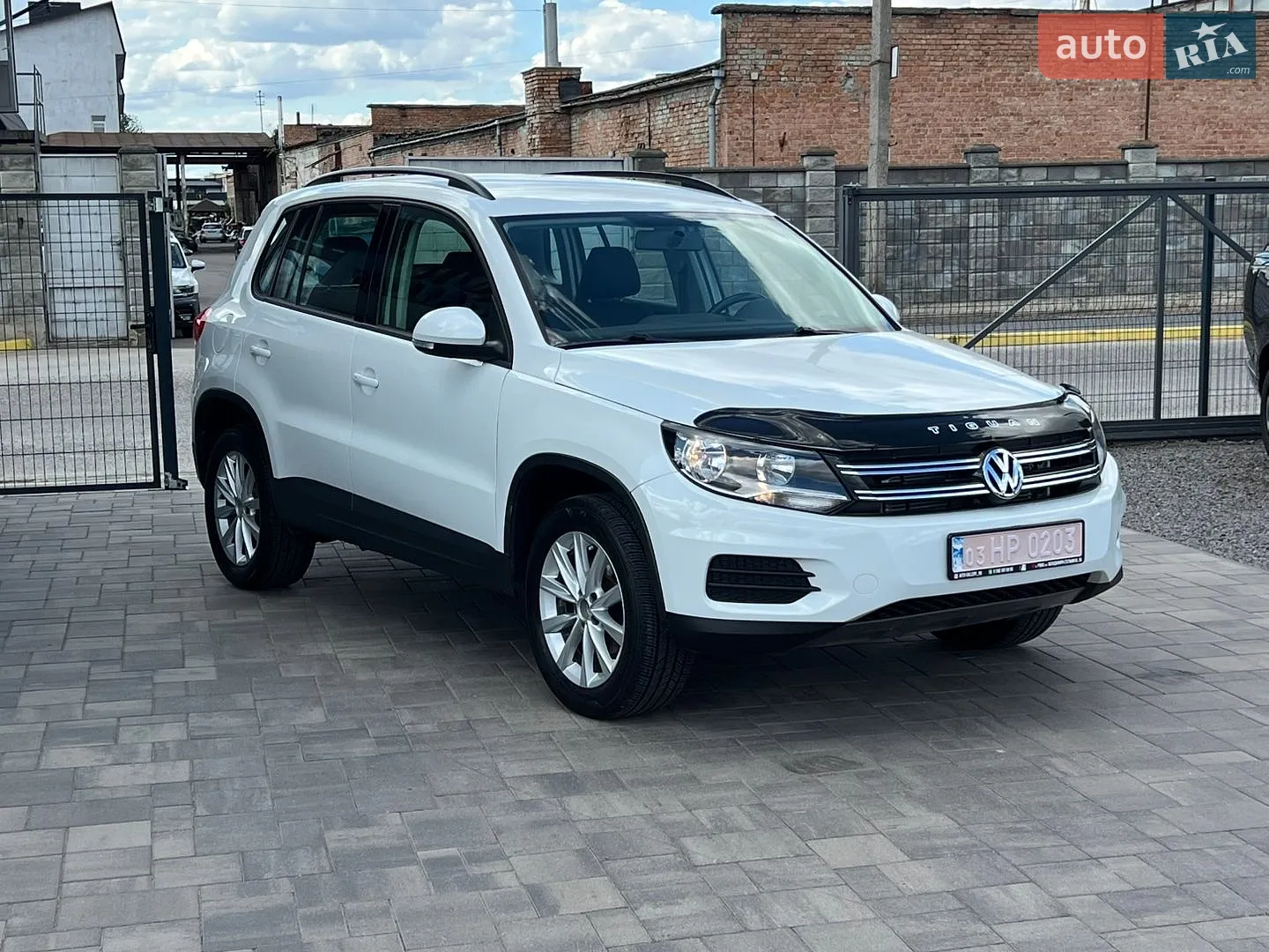 2017 Volkswagen Tiguan - мініатюра 6