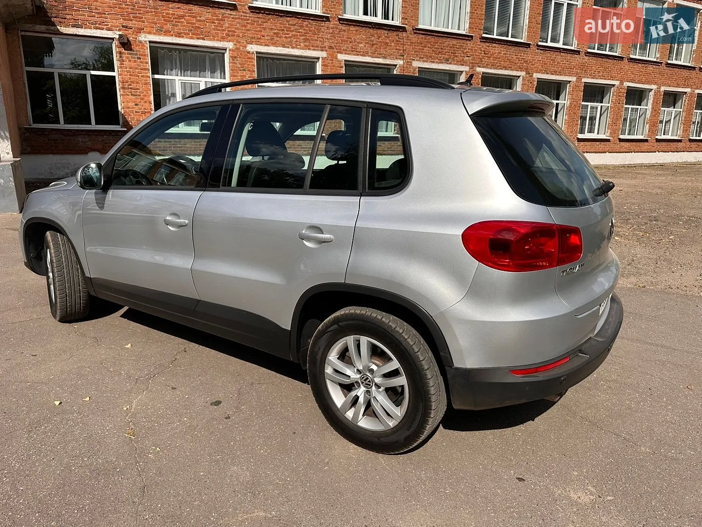 2011 Volkswagen Tiguan - мініатюра 13