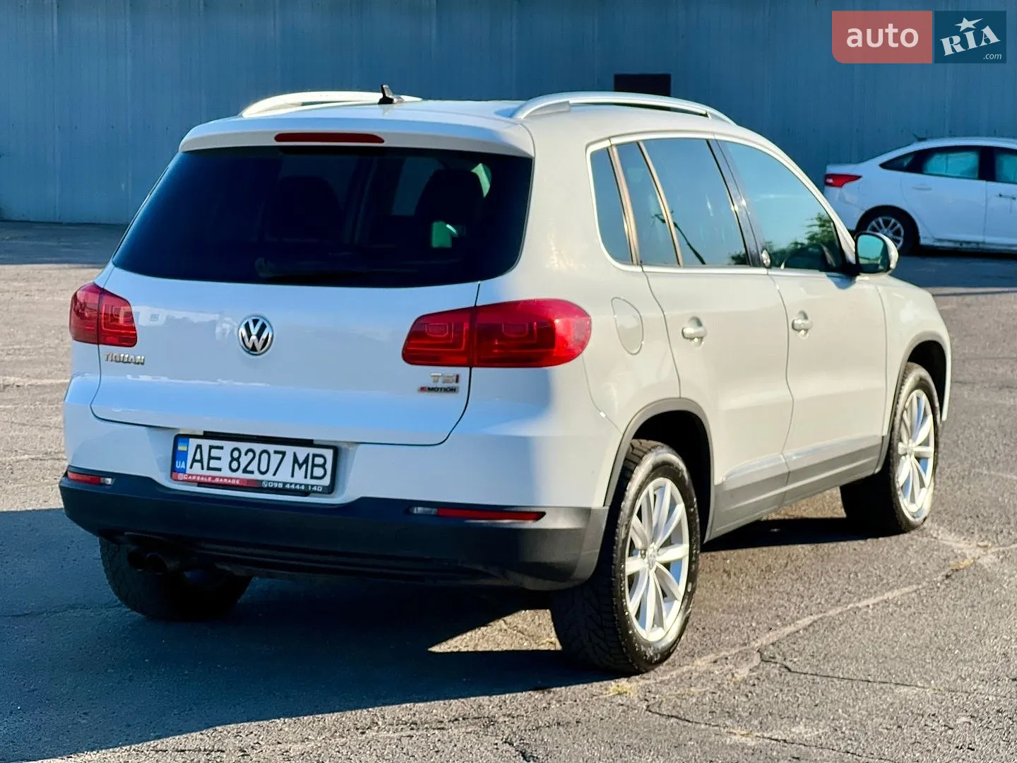 2016 Volkswagen Tiguan - мініатюра 8