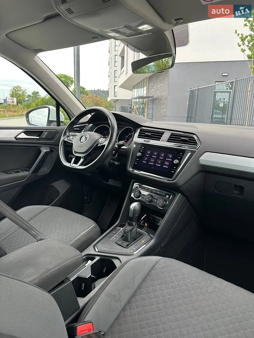 2020 Volkswagen Tiguan - мініатюра 11
