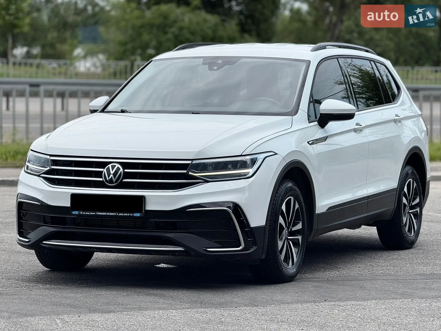 2022 Volkswagen Tiguan - мініатюра 2