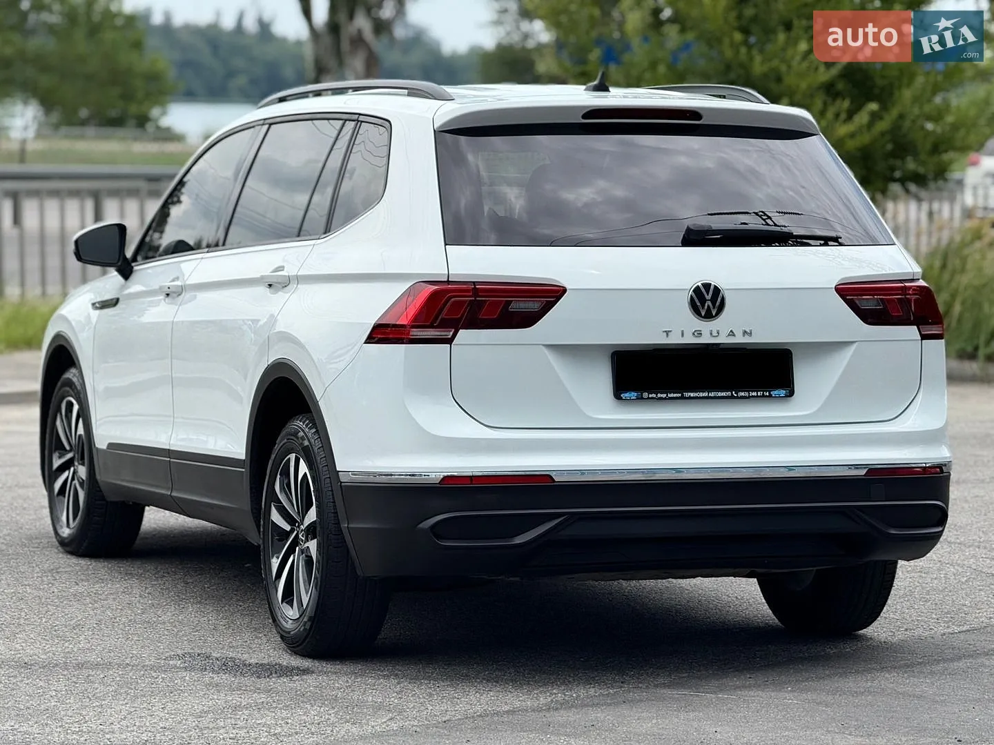 2022 Volkswagen Tiguan - мініатюра 3