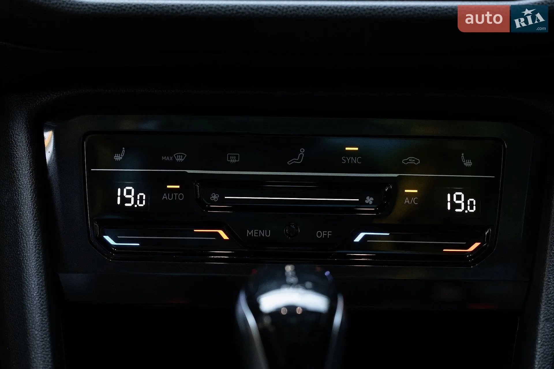 2022 Volkswagen Tiguan - мініатюра 20