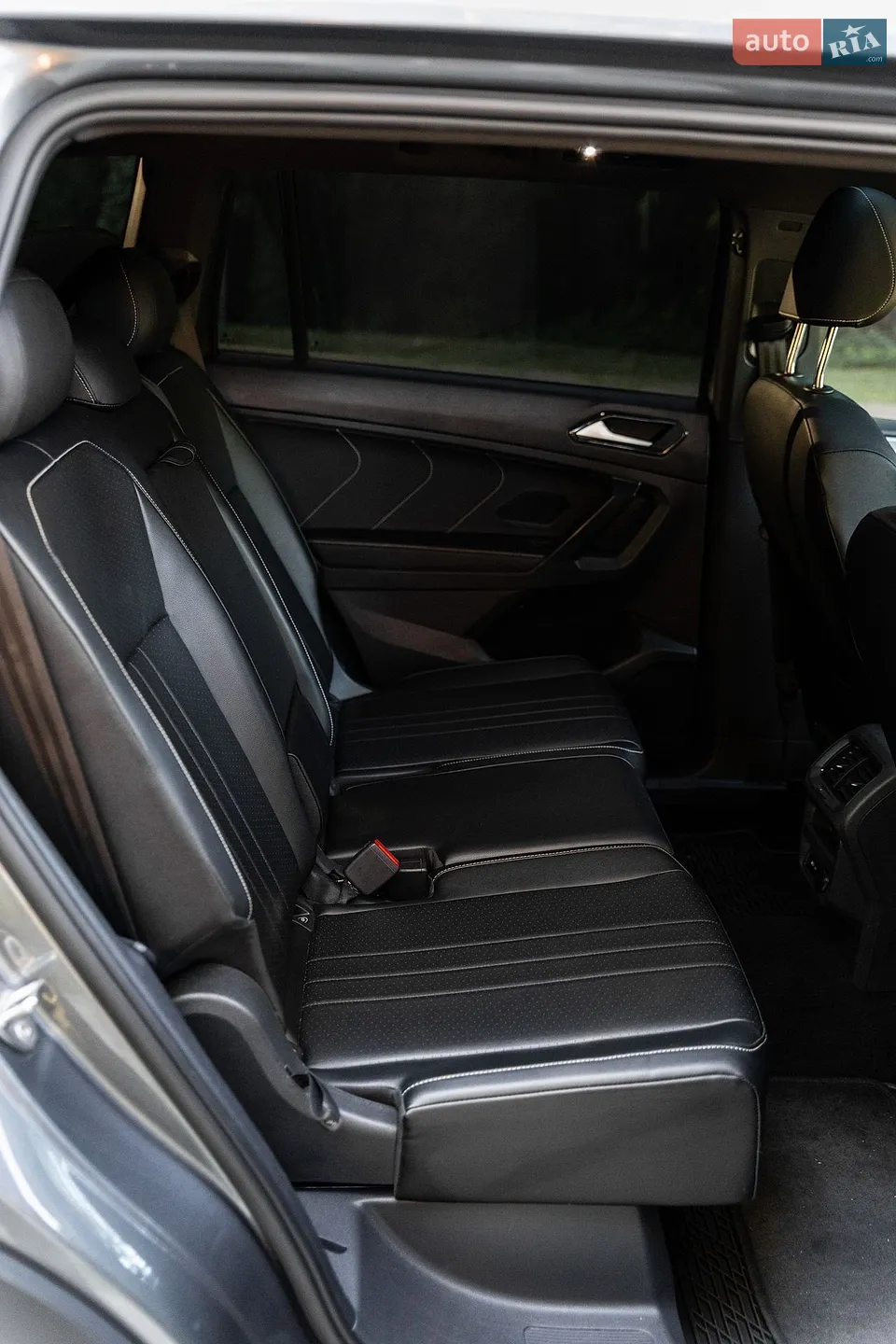 2022 Volkswagen Tiguan - мініатюра 23