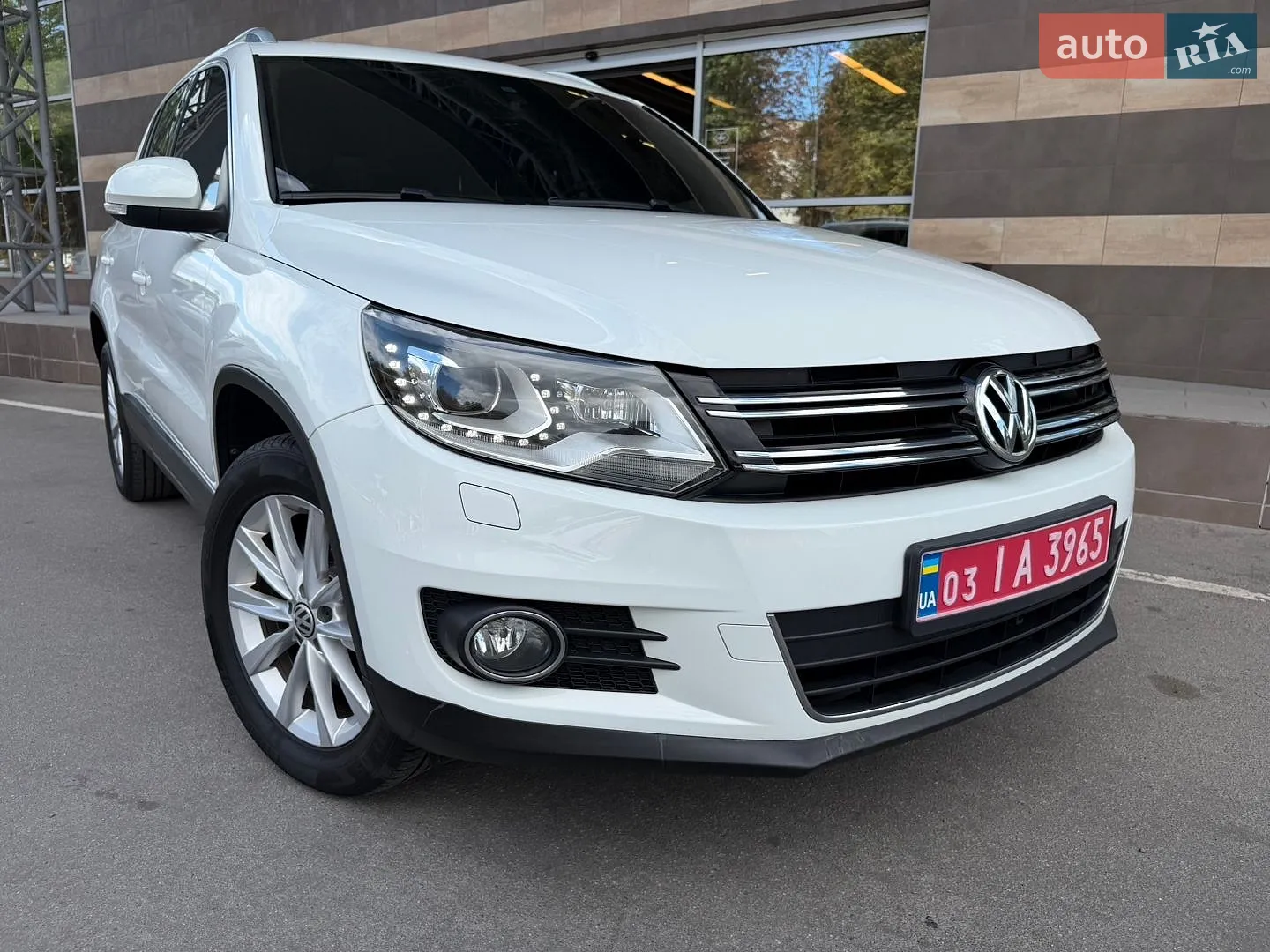 2015 Volkswagen Tiguan - мініатюра 27
