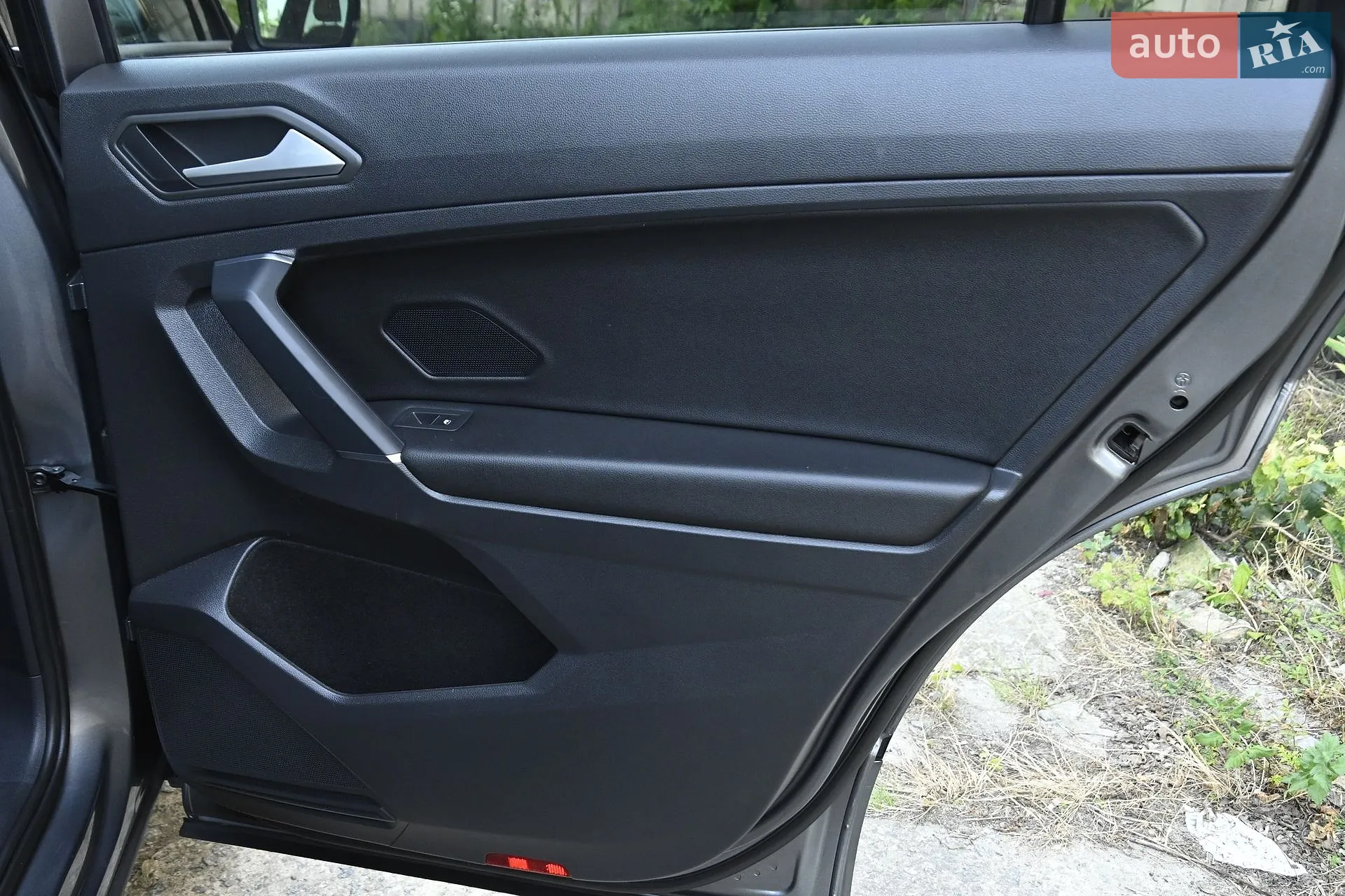 2020 Volkswagen Tiguan - мініатюра 26
