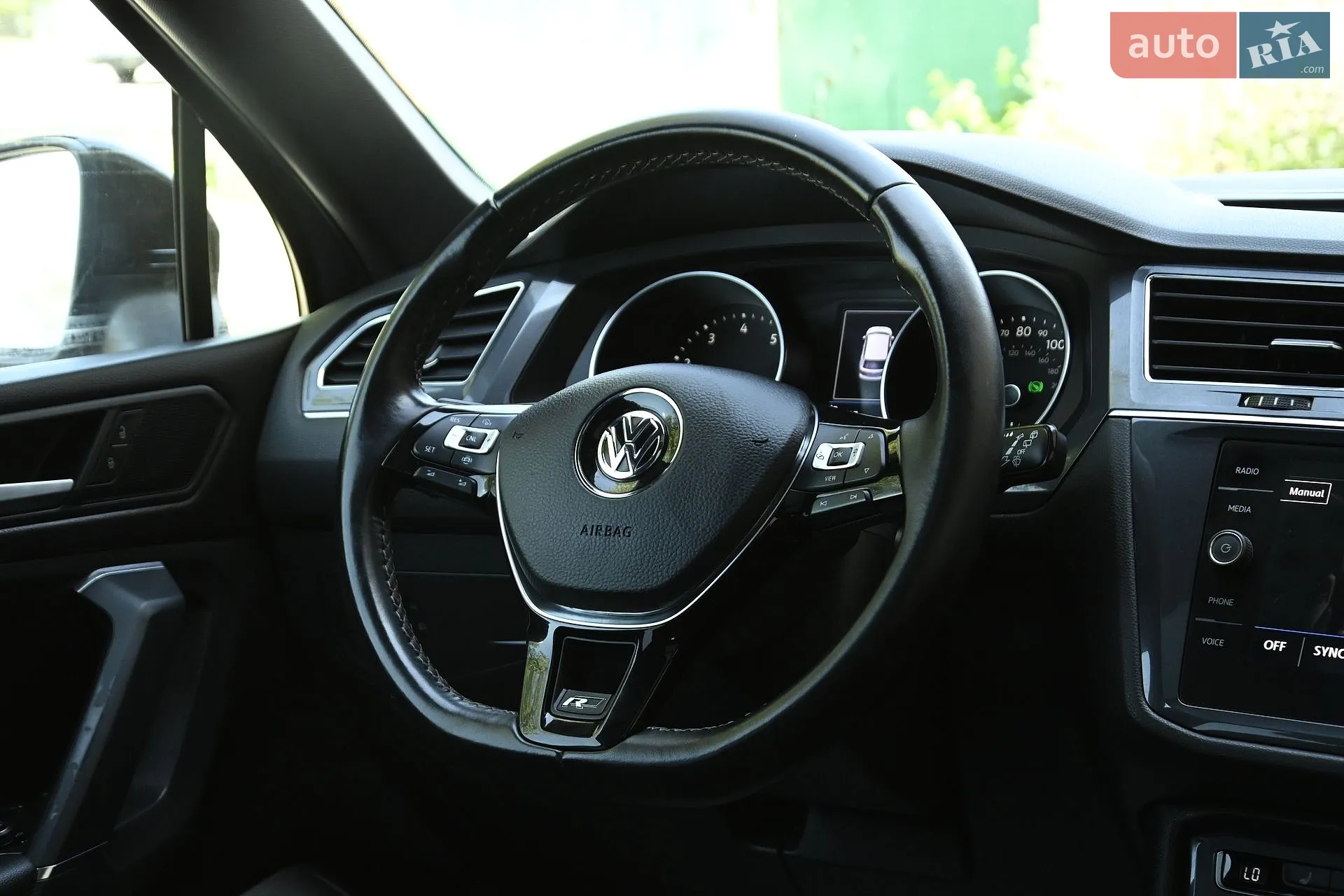 2020 Volkswagen Tiguan - мініатюра 29
