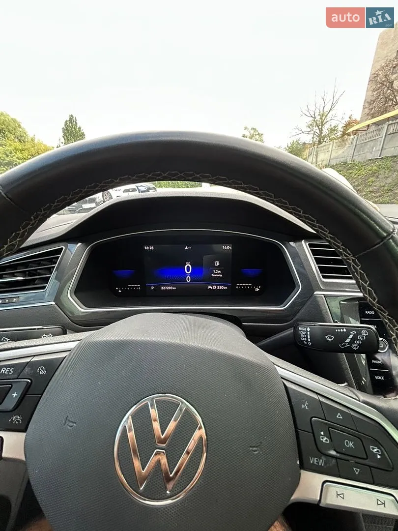 2022 Volkswagen Tiguan - мініатюра 14