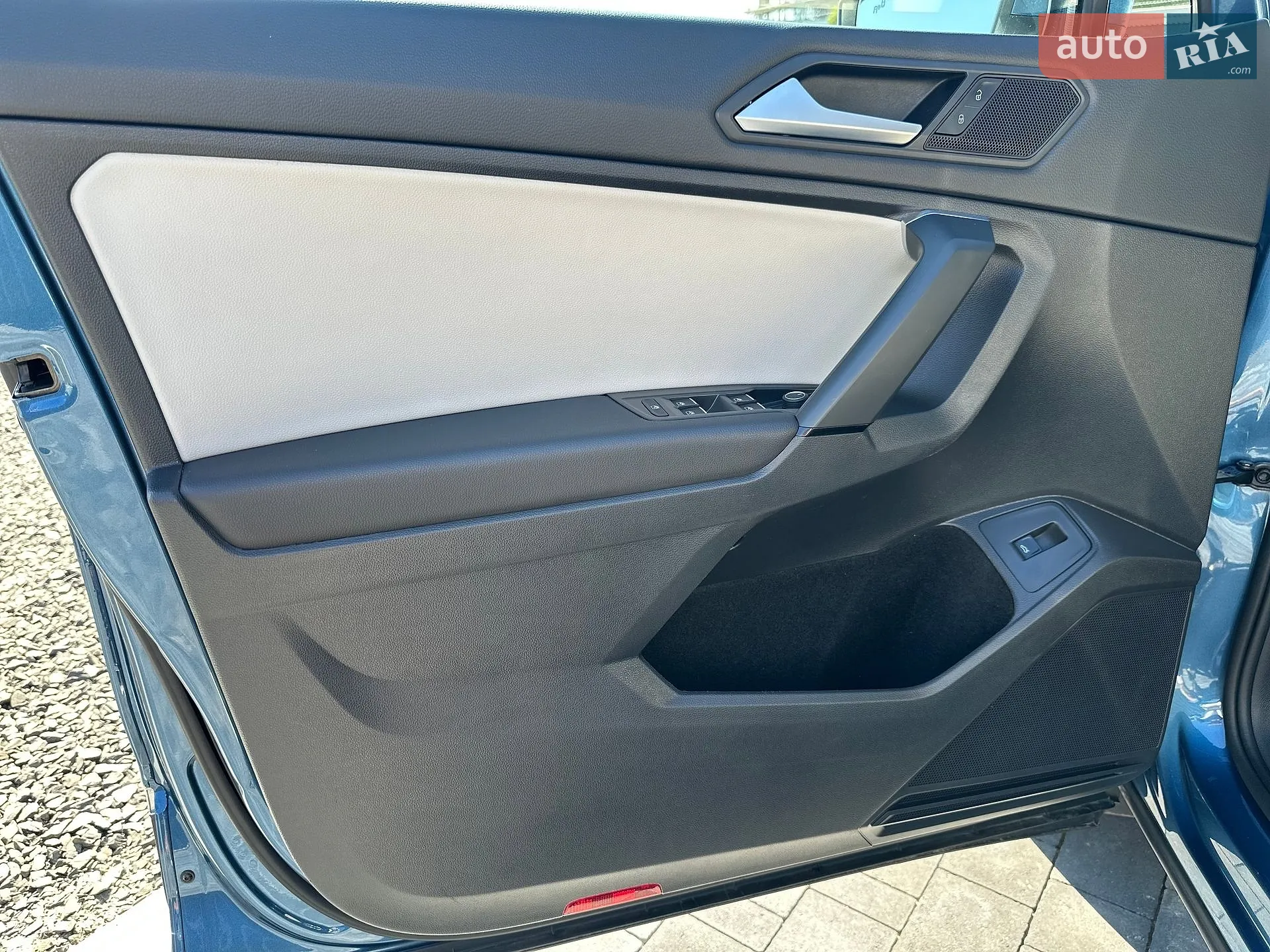 2019 Volkswagen Tiguan - мініатюра 10