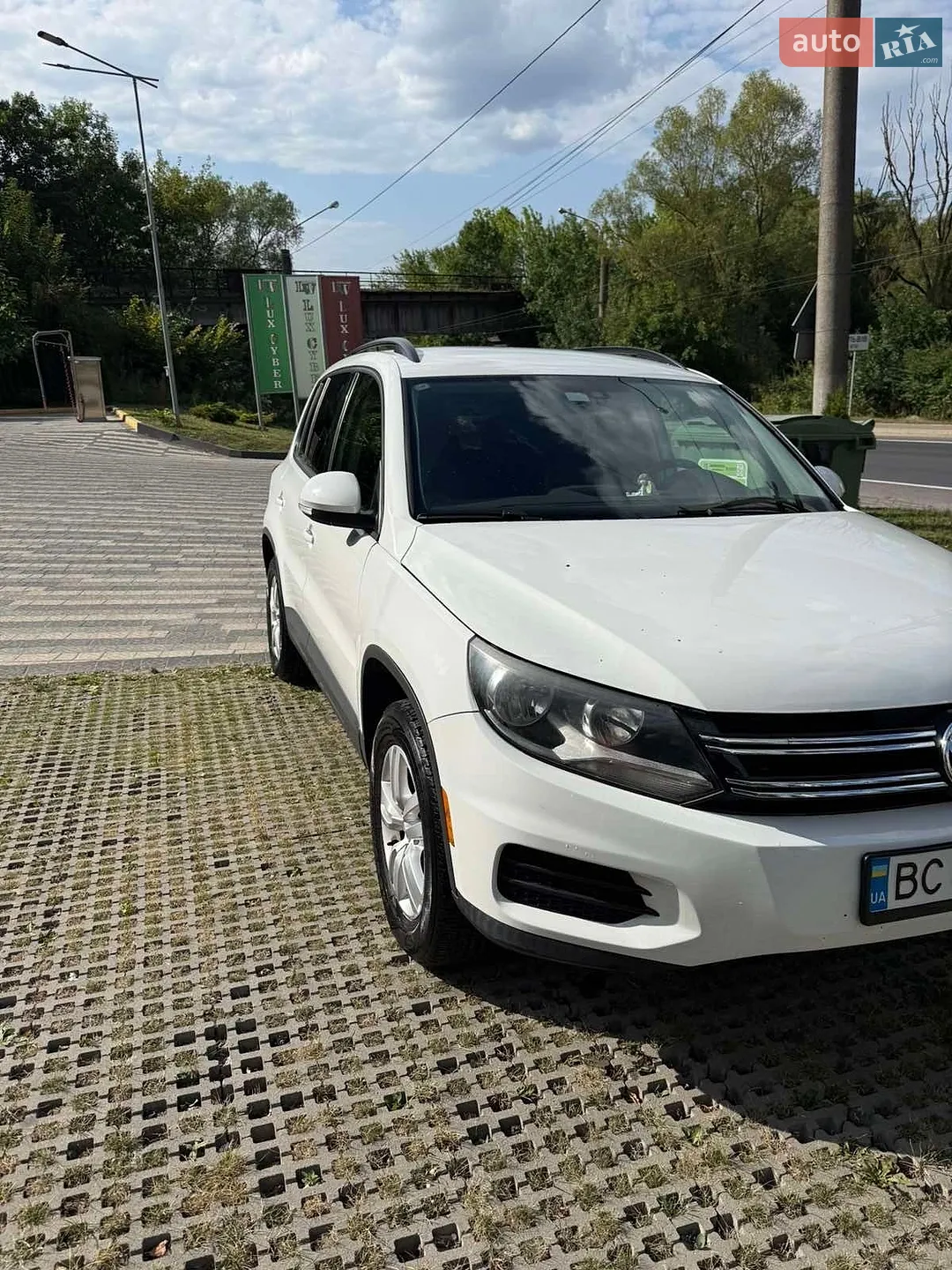 2017 Volkswagen Tiguan - мініатюра 11