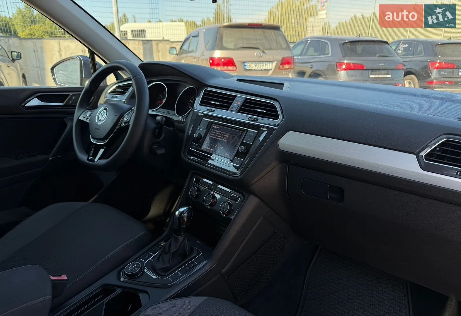 2018 Volkswagen Tiguan - мініатюра 20