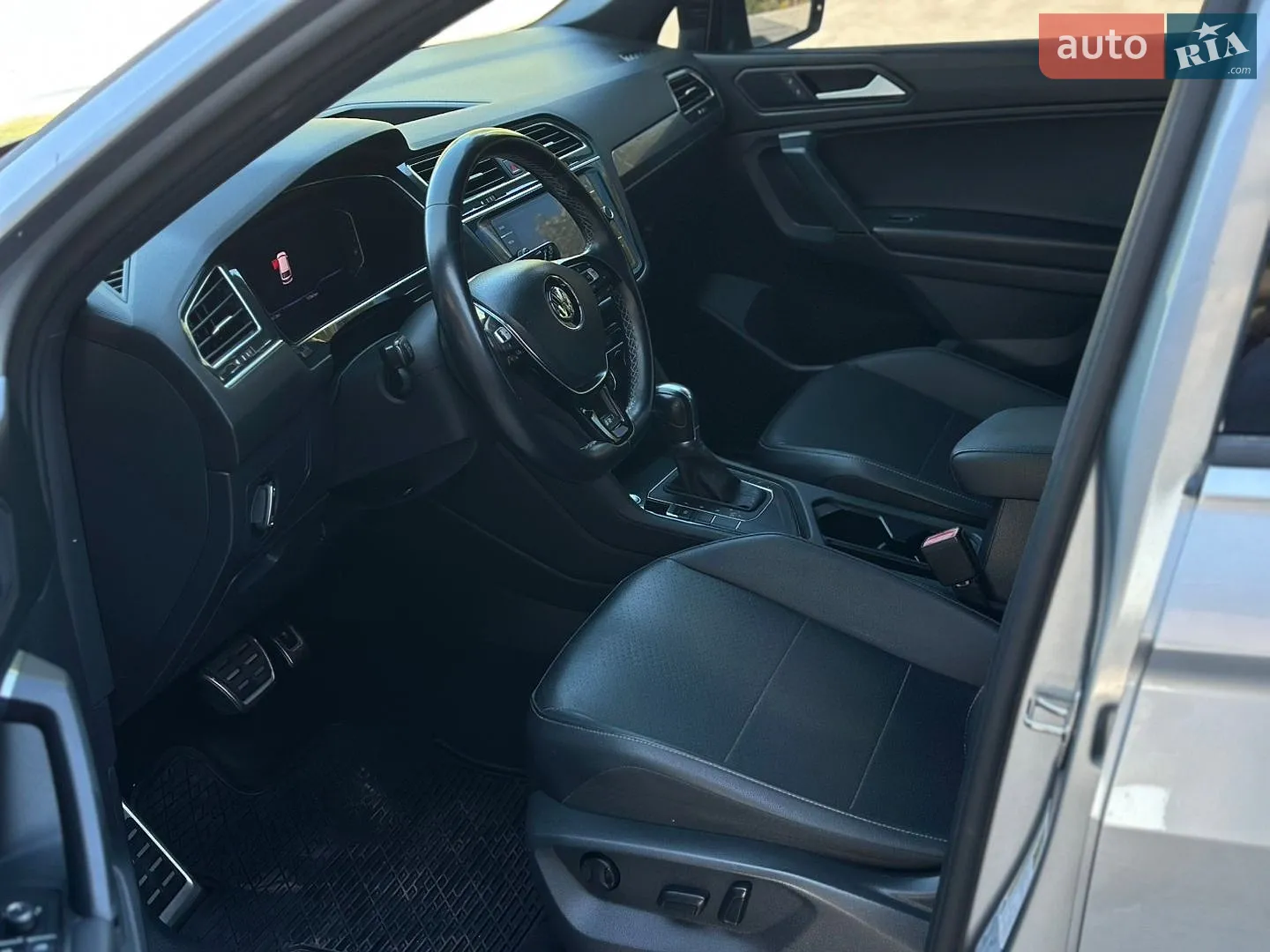 2019 Volkswagen Tiguan - мініатюра 22