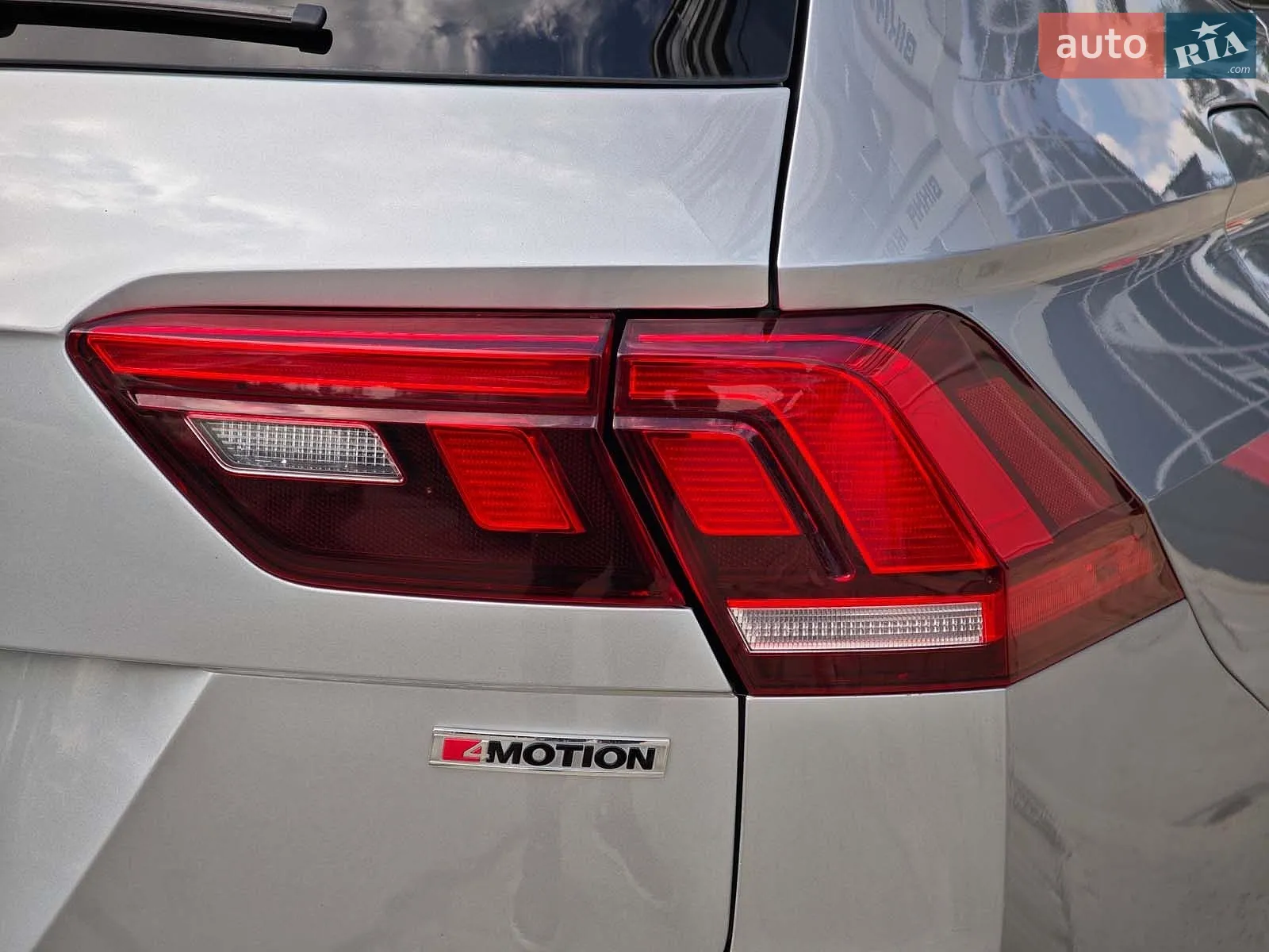 2019 Volkswagen Tiguan - мініатюра 14