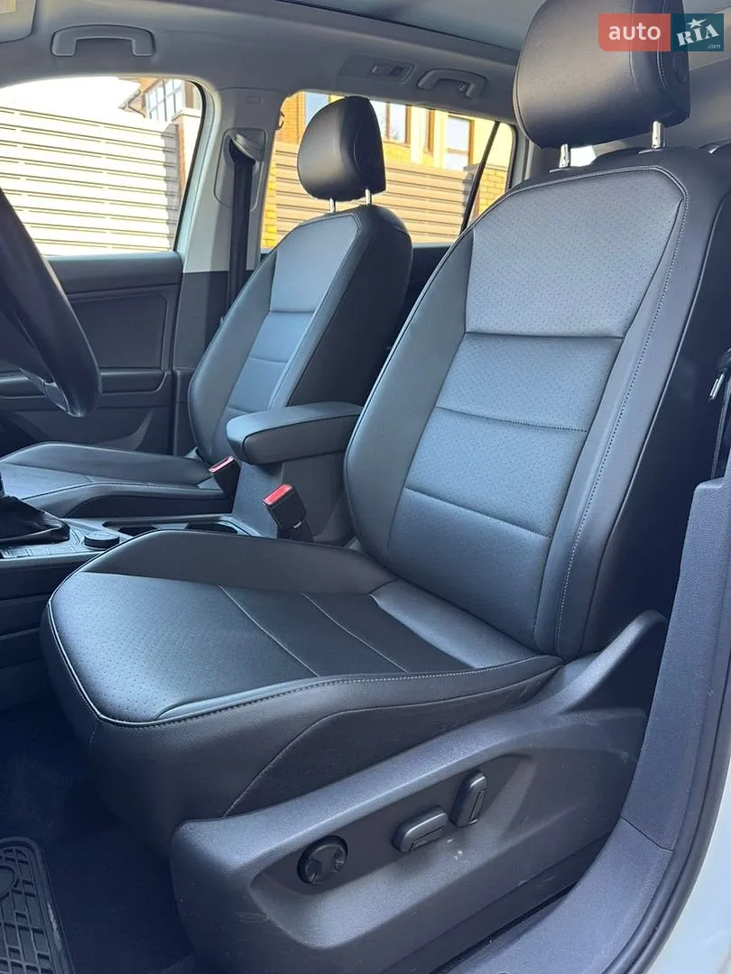 2018 Volkswagen Tiguan - мініатюра 26