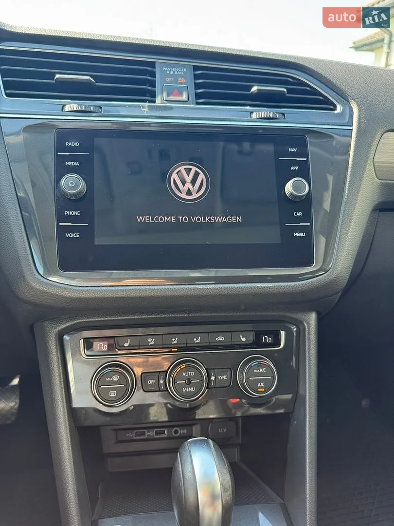 2018 Volkswagen Tiguan - мініатюра 19