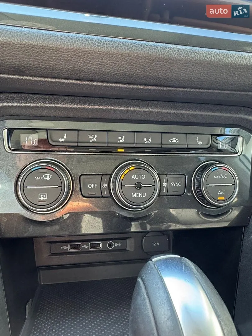 2018 Volkswagen Tiguan - мініатюра 21